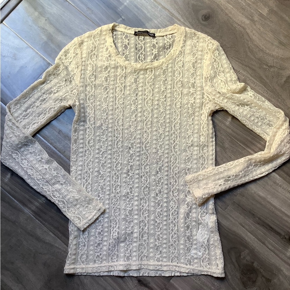 Zara Lacey top S